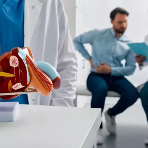 Información sobre prostatitis crónica en el contexto de la salud urológica