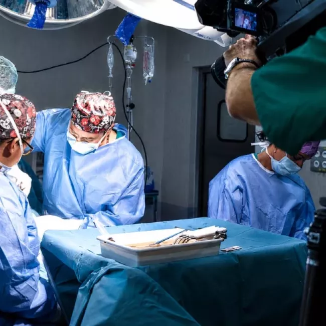 Fotografía del Dr. Carlos Suárez Fonseca en el contexto de UMI