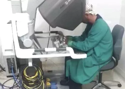 Información sobre la certificación de UMI para el uso de la plataforma Da Vinci X Surgical System.